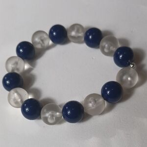 Elegant Blue and Clear Beaded Bracelet
